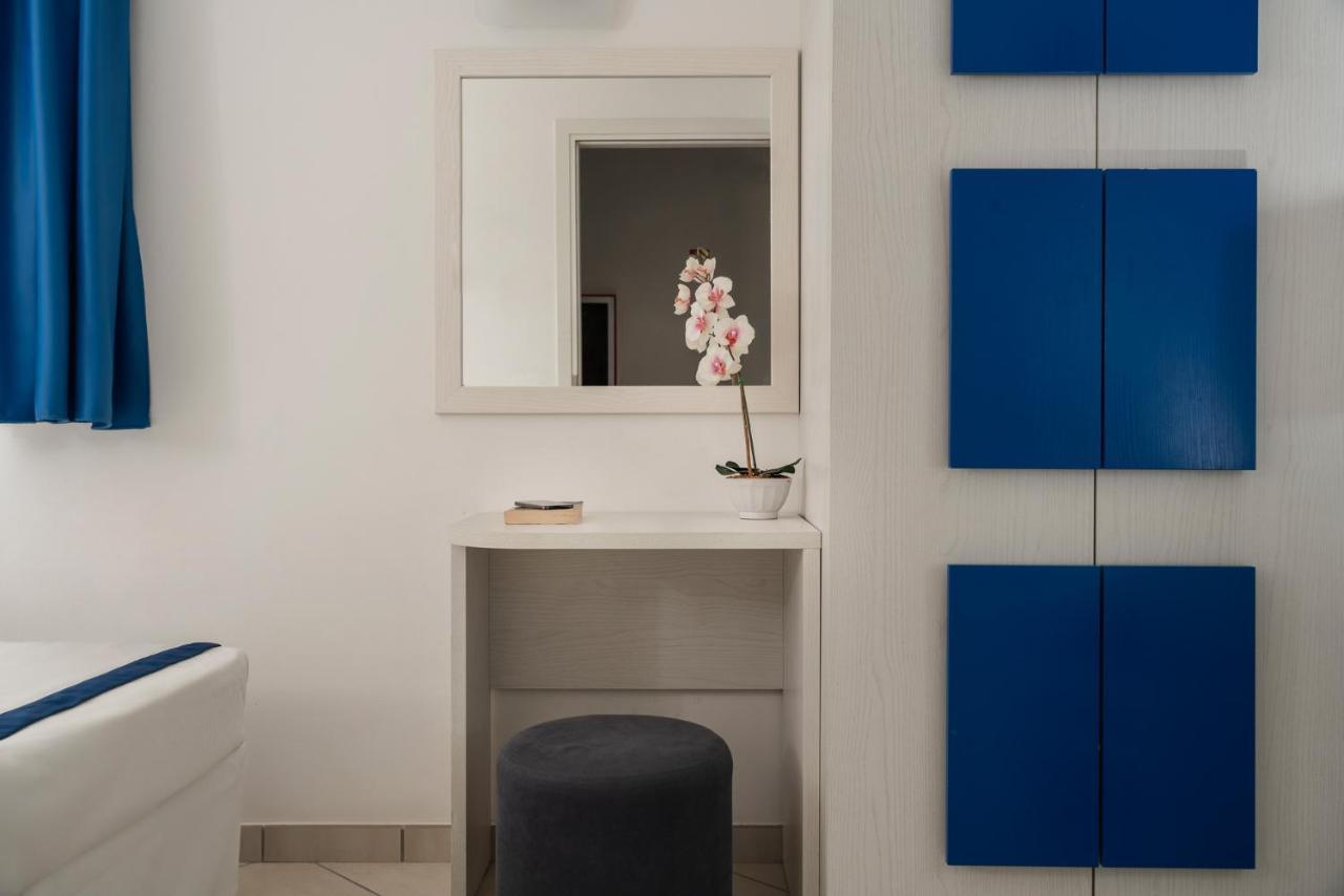 Hotel Embassy Riccione Ngoại thất bức ảnh