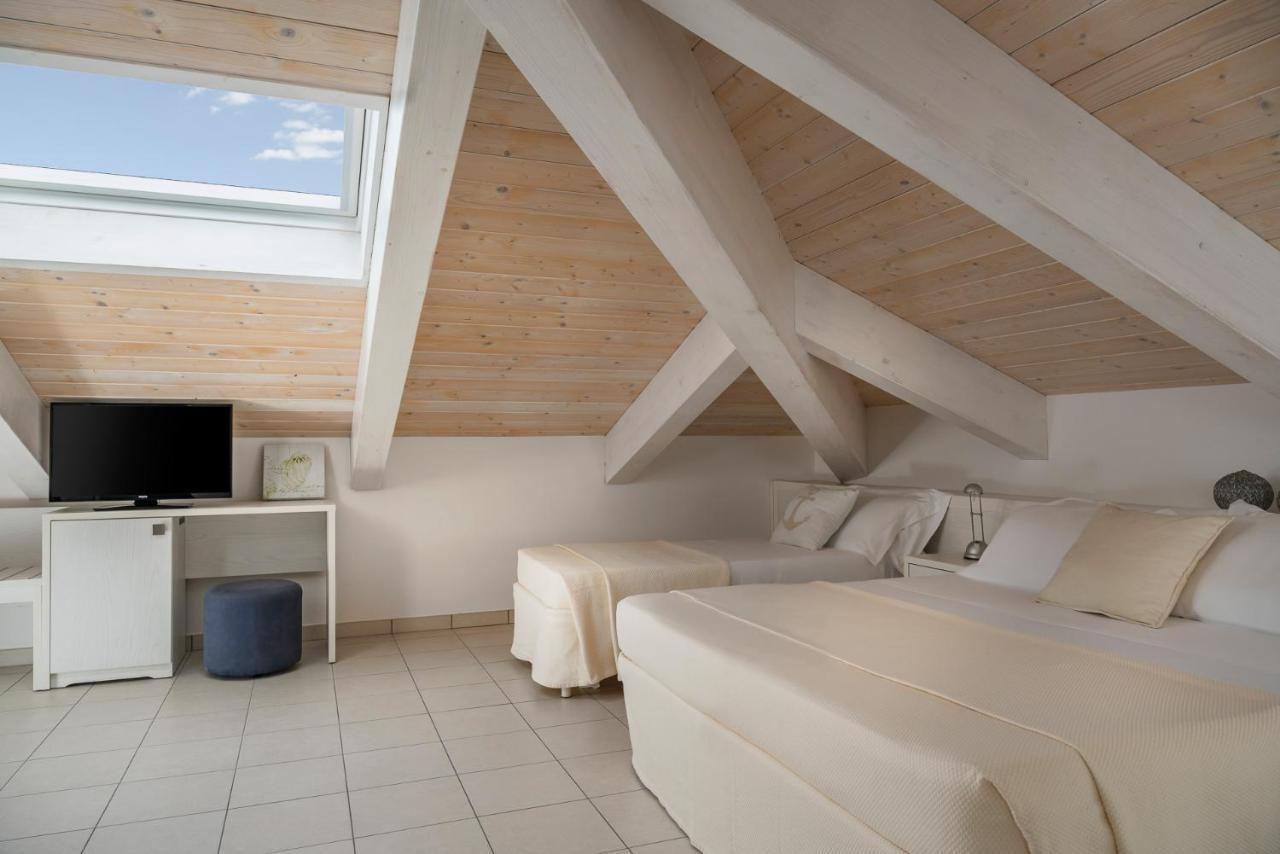 Hotel Embassy Riccione Ngoại thất bức ảnh