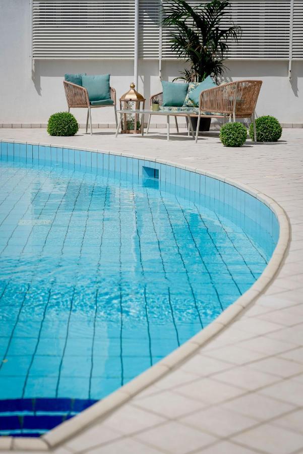 Hotel Embassy Riccione Ngoại thất bức ảnh