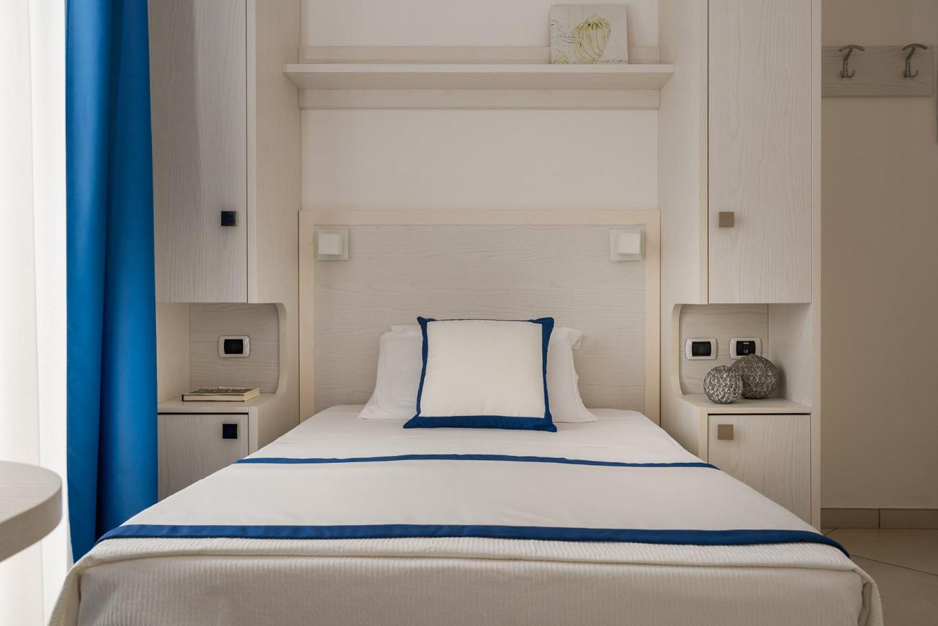 Hotel Embassy Riccione Ngoại thất bức ảnh