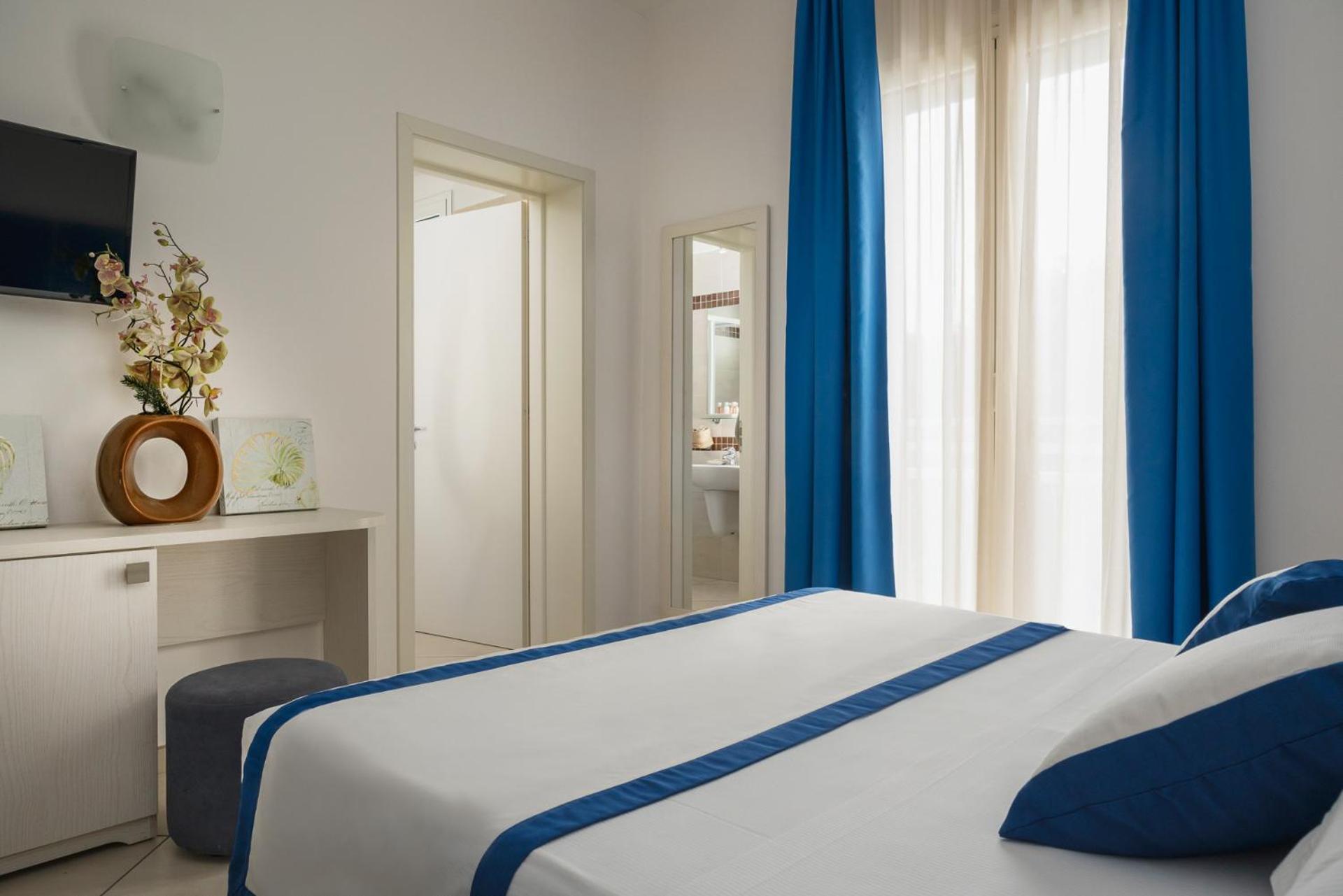 Hotel Embassy Riccione Ngoại thất bức ảnh